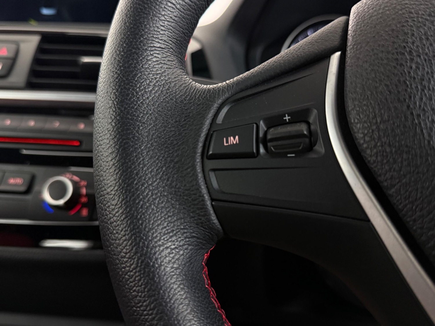 Used BMW 2 Series 2018 for sale - 76466801: Photo 29