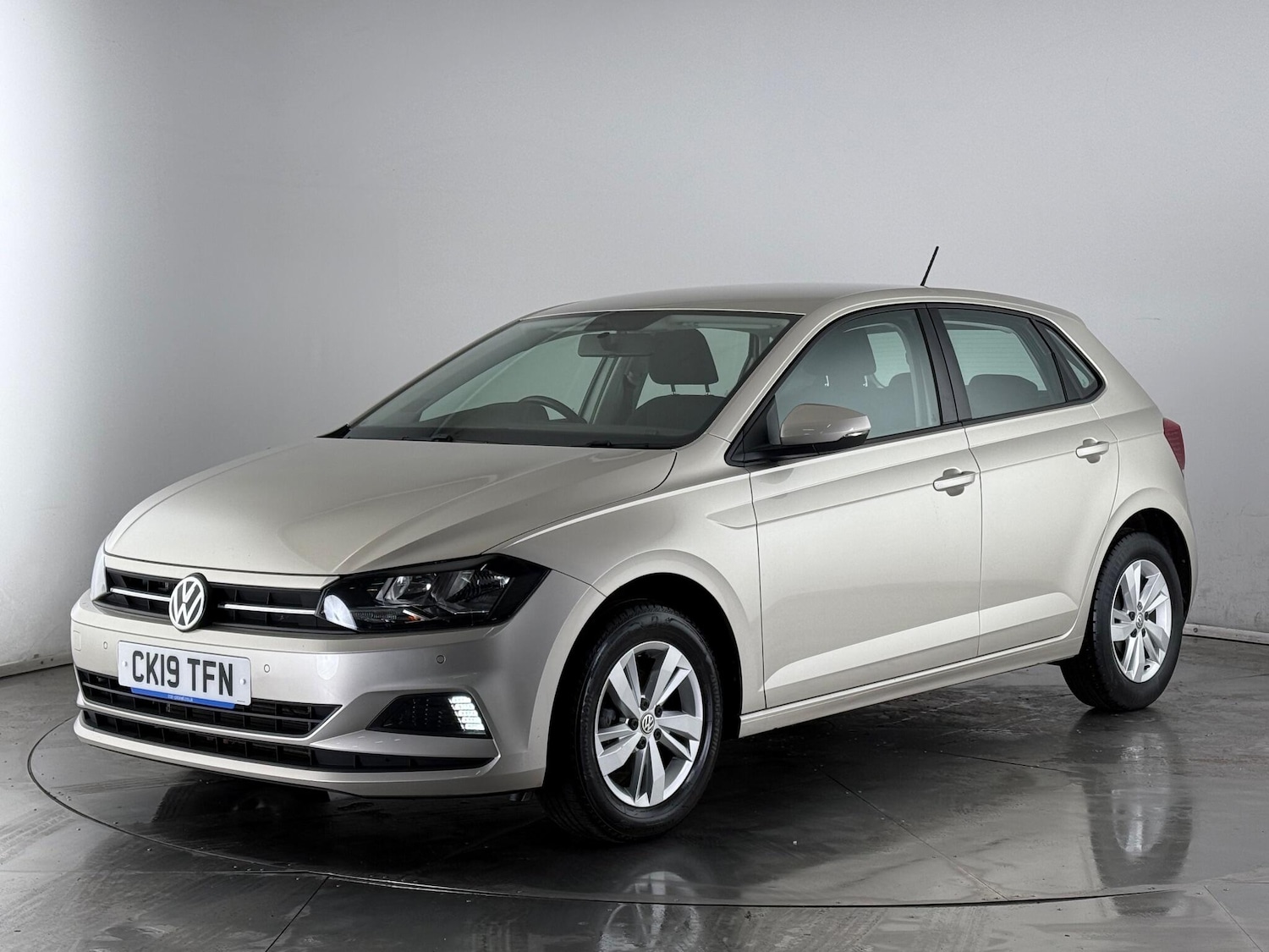 Used Volkswagen Polo 2019 for sale - 77260085: Photo 3
