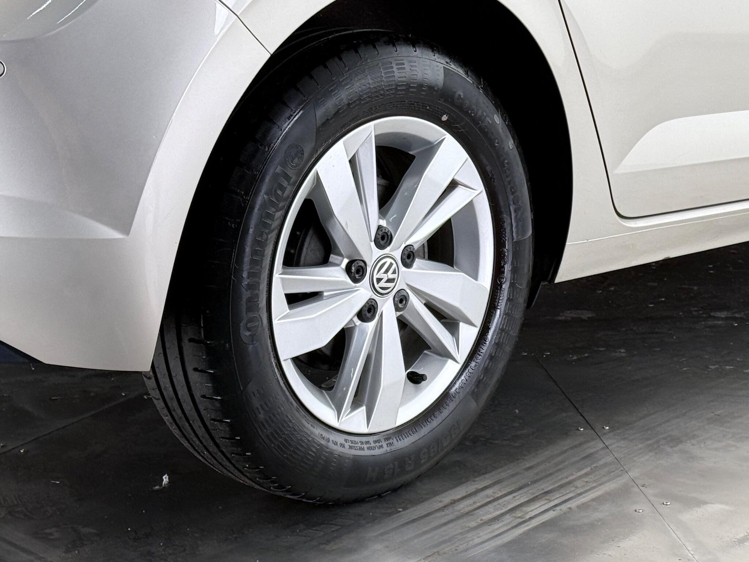 Used Volkswagen Polo 2019 for sale - 77260085: Photo 8