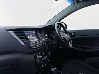 Used Hyundai TUCSON 2018 for sale - 78602132: Photo
