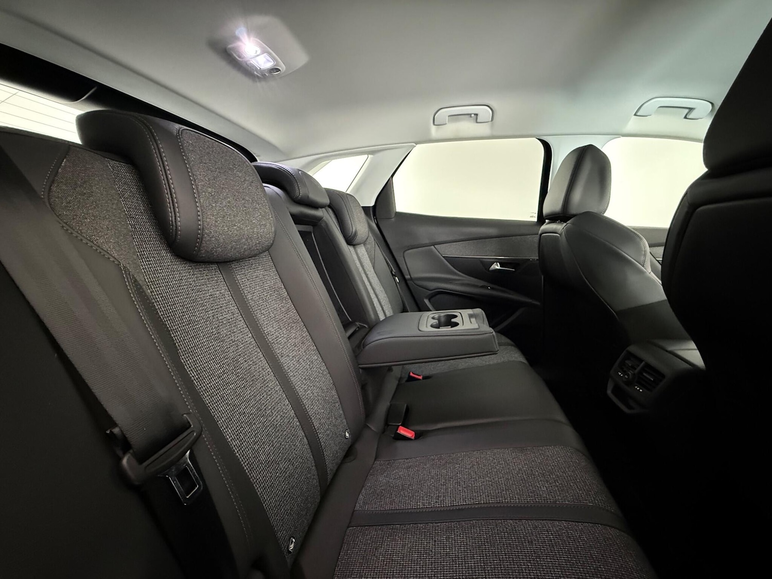 Used Peugeot 3008 2020 for sale - 77738803: Photo 14