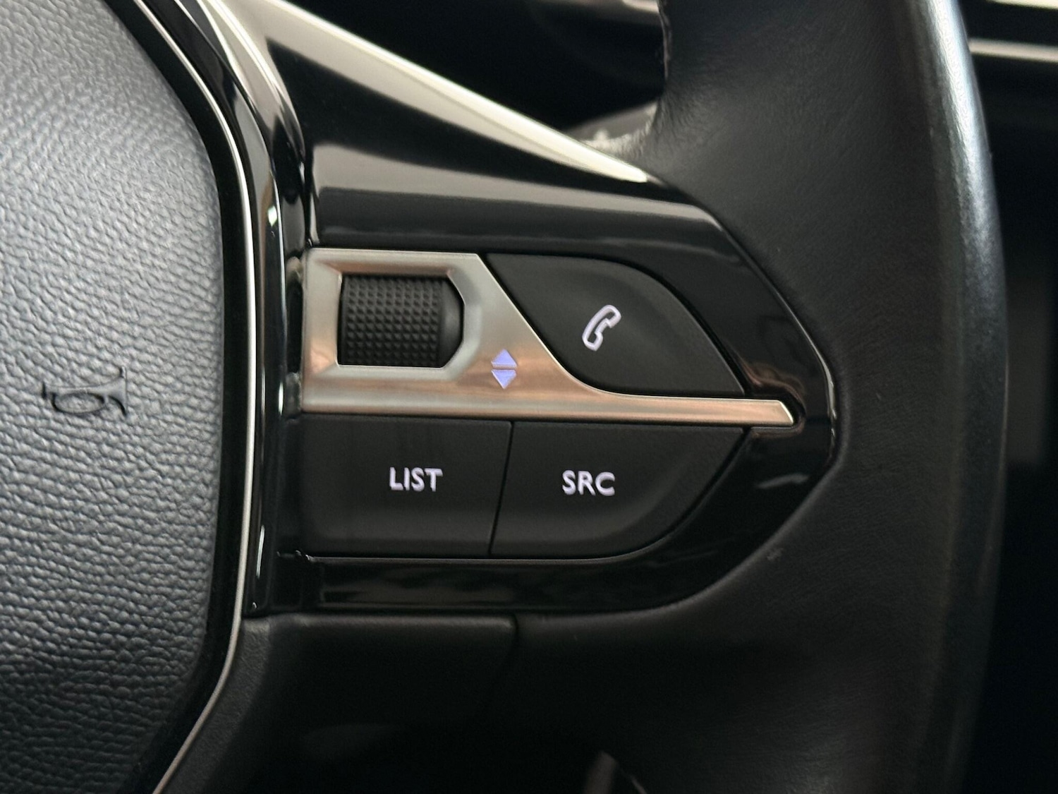 Used Peugeot 3008 2020 for sale - 77738803: Photo 19