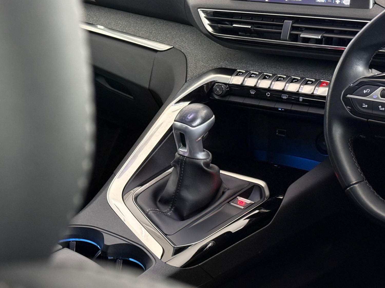 Used Peugeot 3008 2020 for sale - 77738803: Photo 29