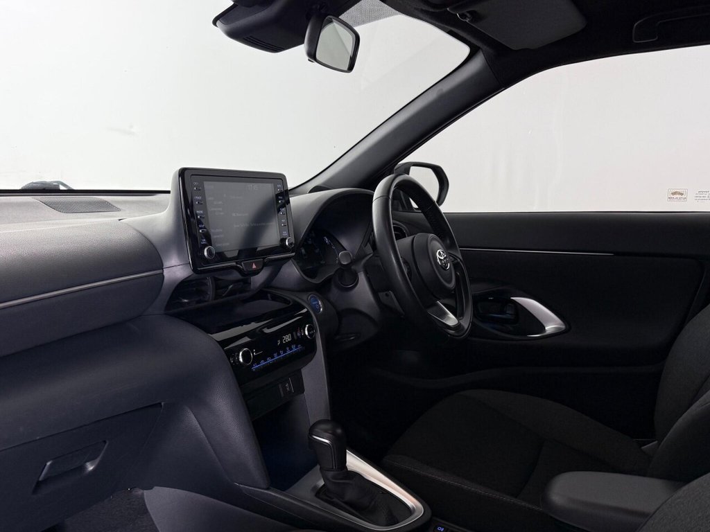 Used Toyota Yaris Cross 2023 for sale - 76279968: Photo 19