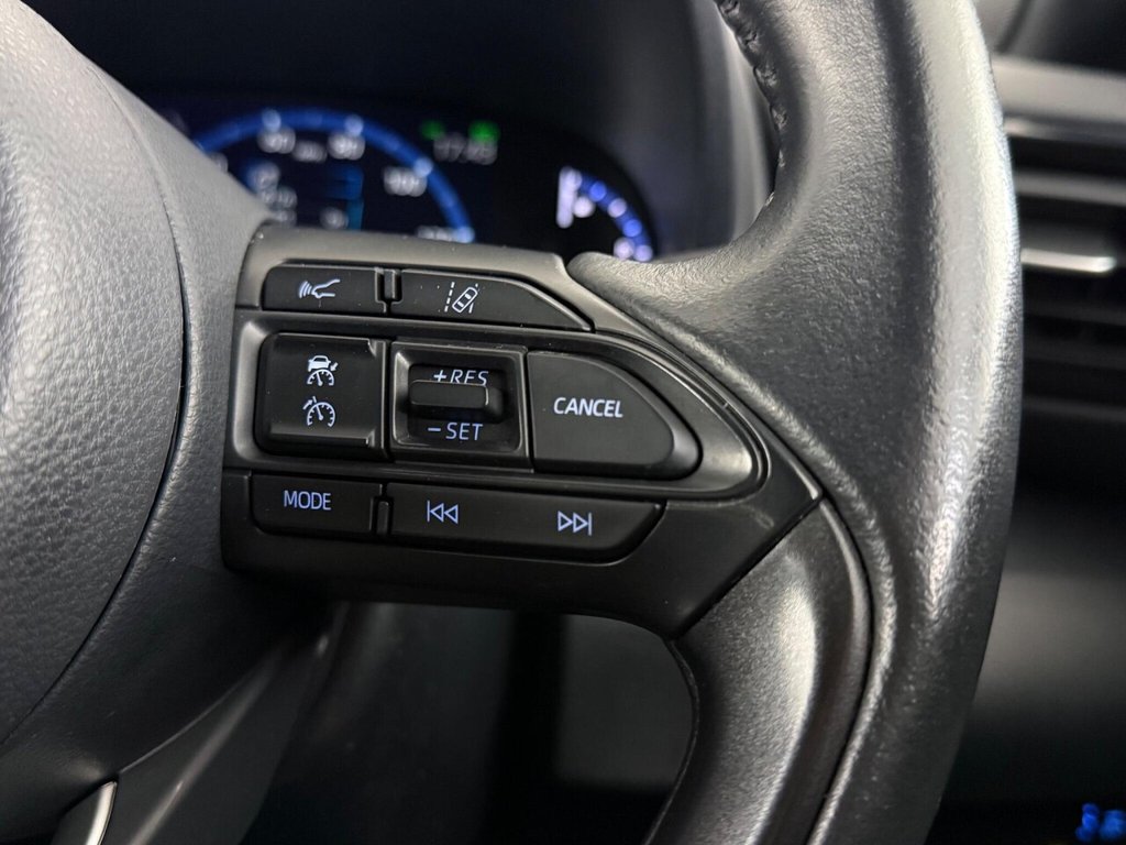Used Toyota Yaris Cross 2023 for sale - 76279968: Photo 23