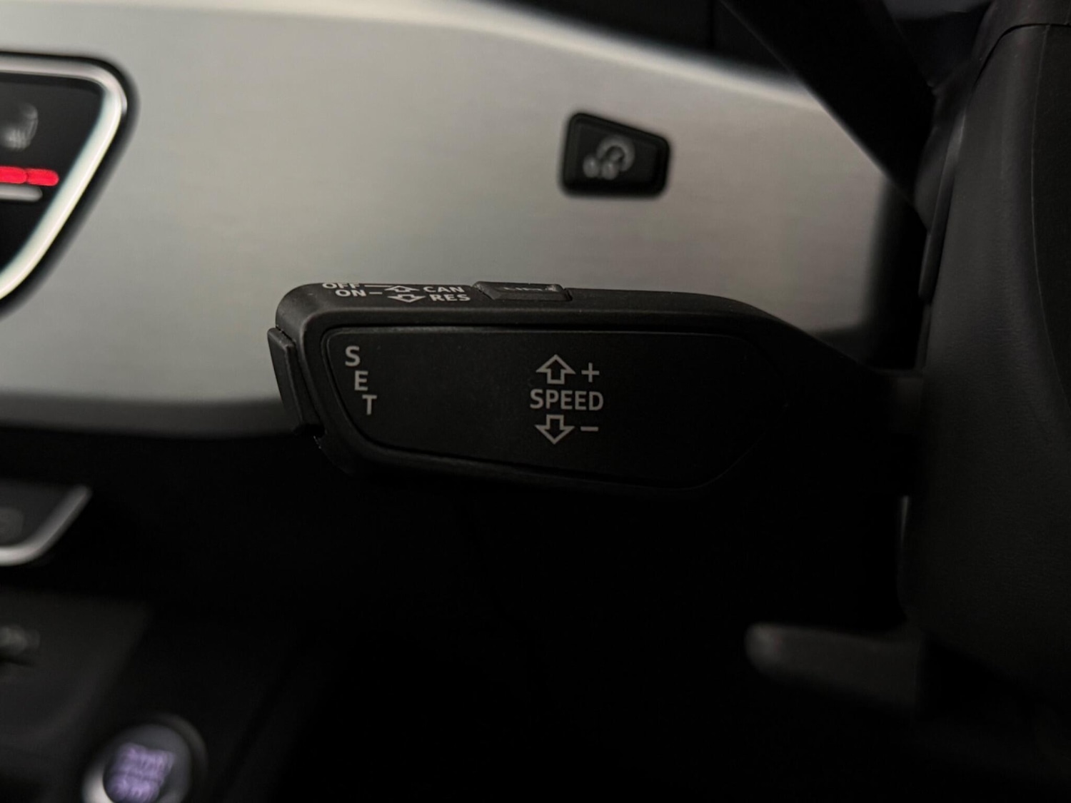 Used Audi A4 Avant 2020 for sale - 77332130: Photo 16