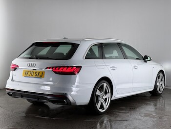 Used Audi A4 Avant 2020 for sale - 77332130: Photo