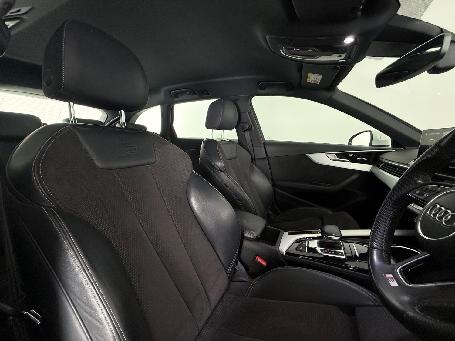 Used Audi A4 Avant 2020 for sale - 77332130: Photo 9