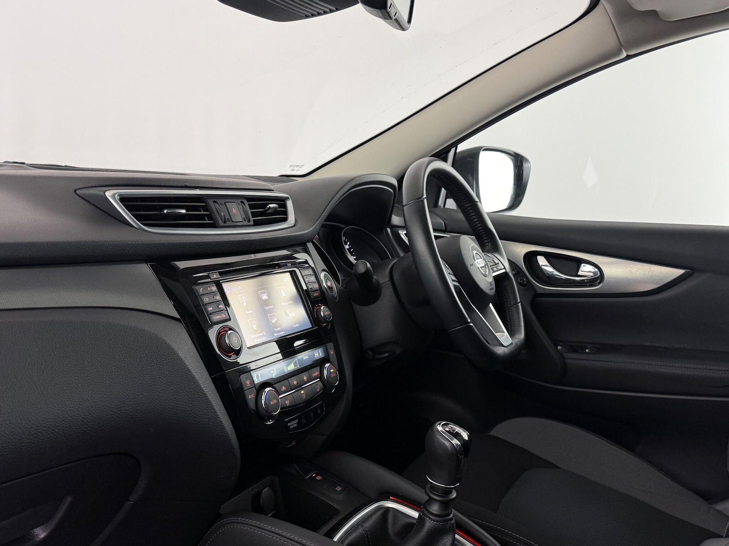 Used Nissan Qashqai 2018 for sale - 77222075: Photo 16