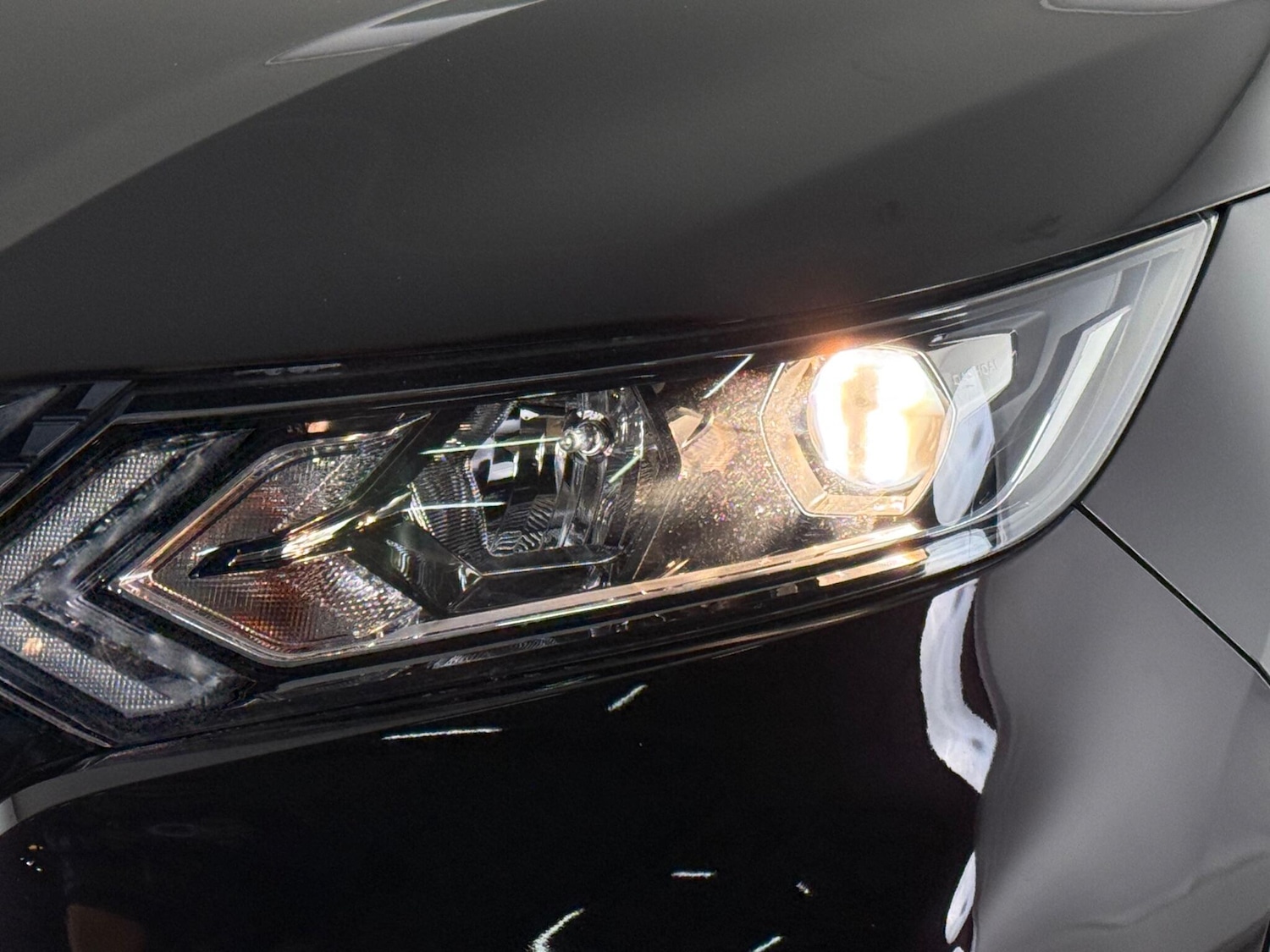 Used Nissan Qashqai 2018 for sale - 77222075: Photo 7