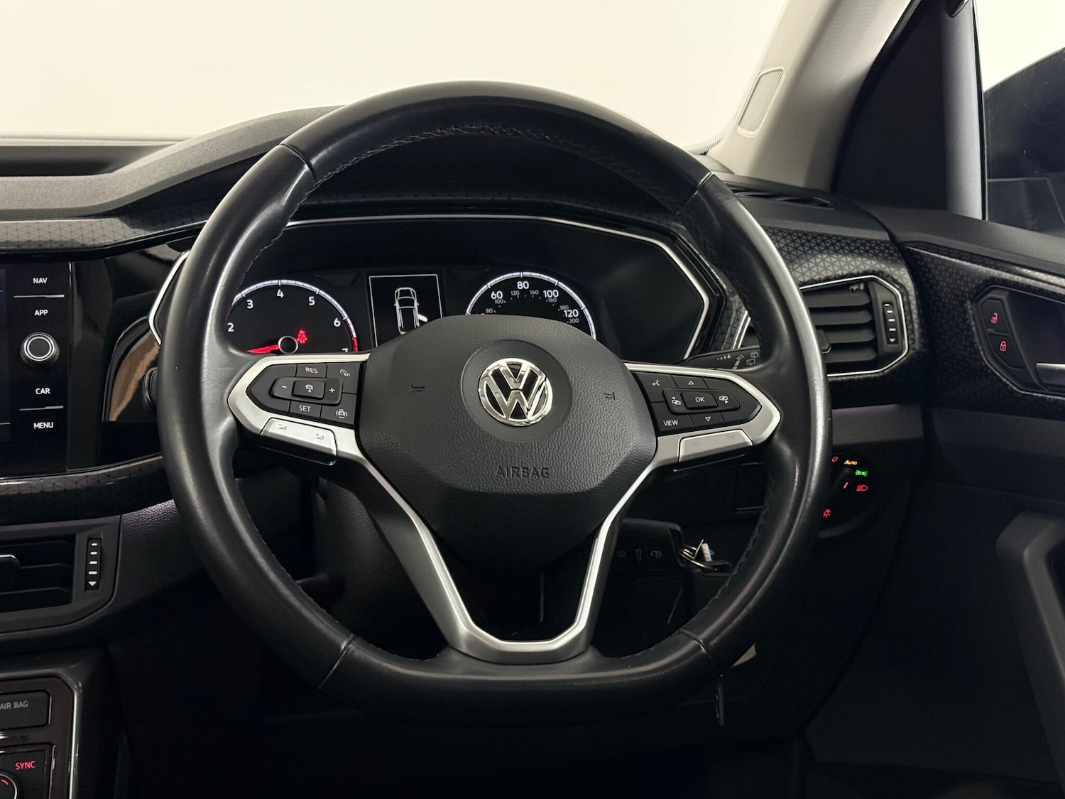 Used Volkswagen T-Cross 2019 for sale - 76466719: Photo 14
