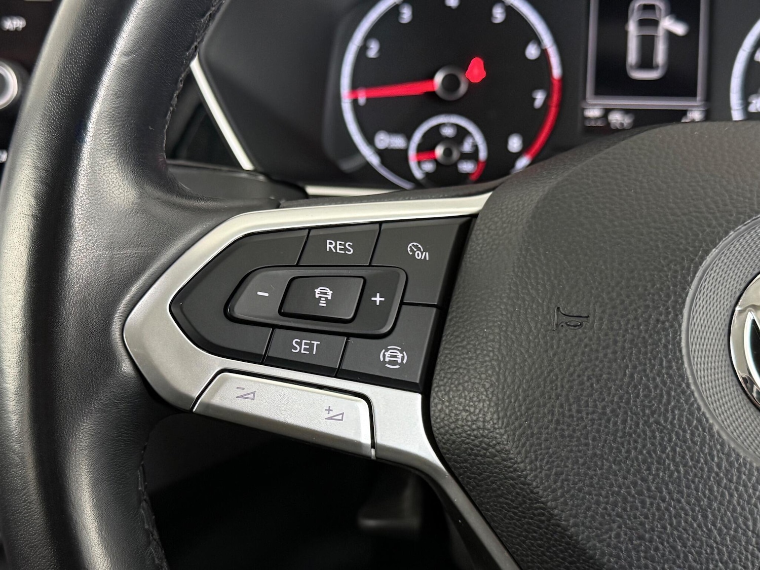 Used Volkswagen T-Cross 2019 for sale - 76466719: Photo 25