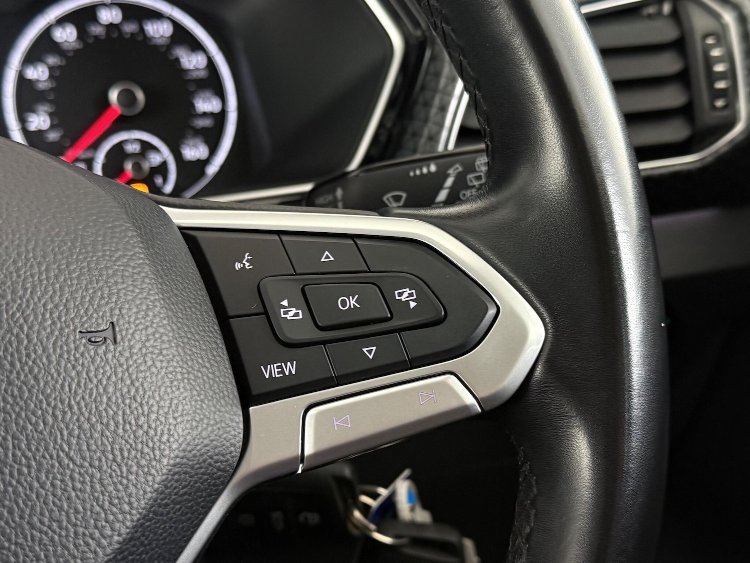 Used Volkswagen T-Cross 2019 for sale - 76466719: Photo 27