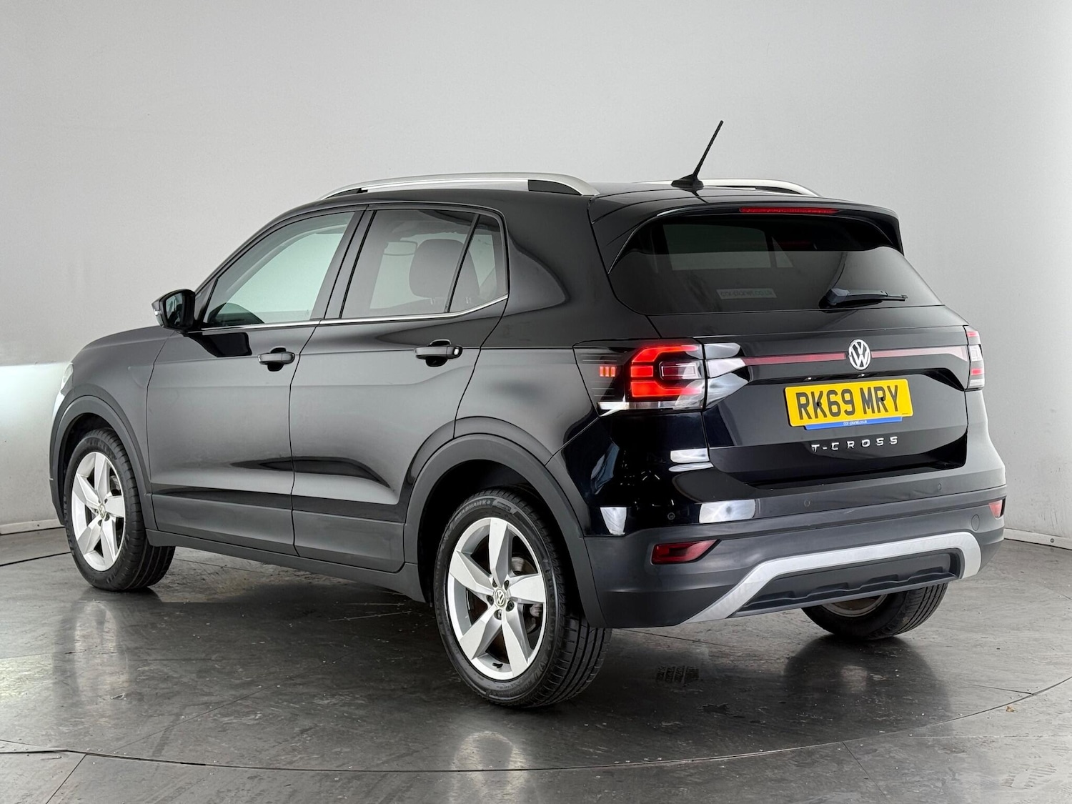 Used Volkswagen T-Cross 2019 for sale - 76466719: Photo 4