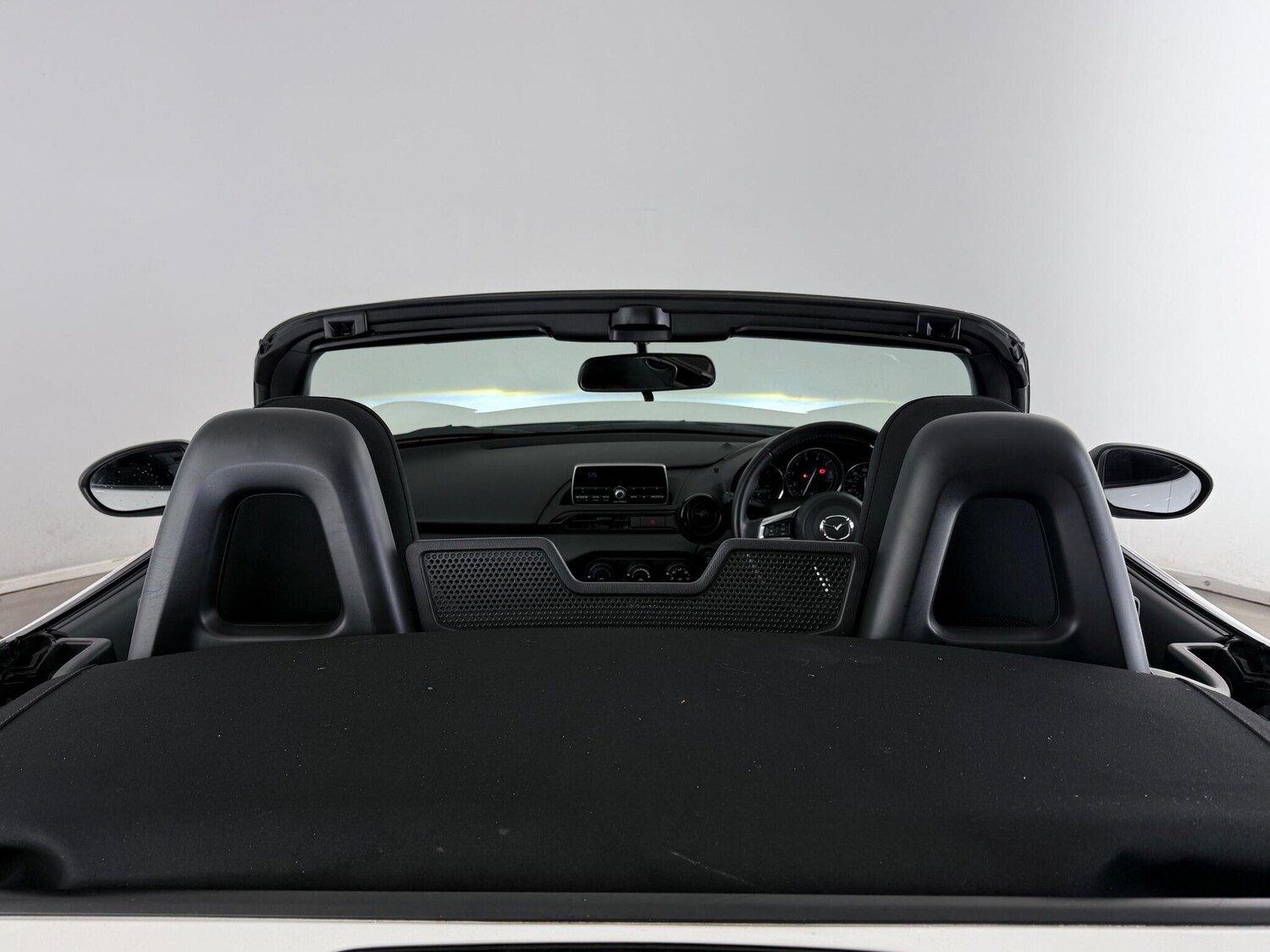 Used Mazda MX-5 2018 for sale - 76608504: Photo 13