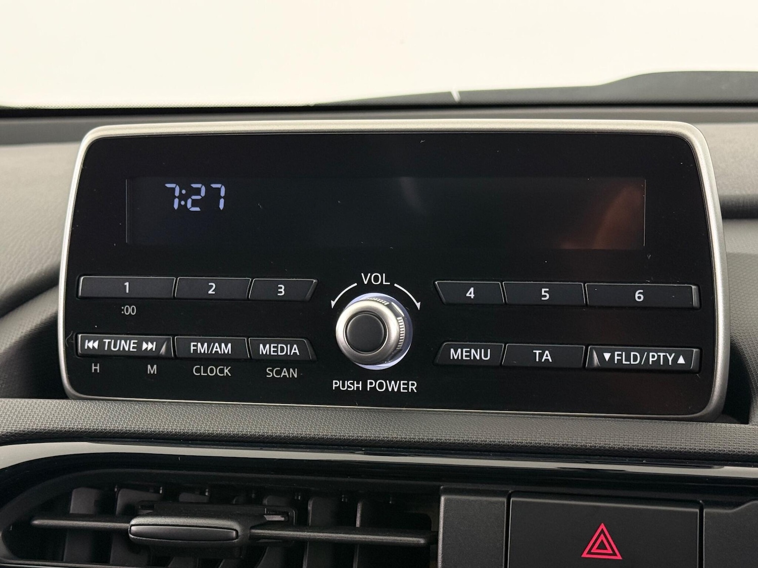 Used Mazda MX-5 2018 for sale - 76608504: Photo 28