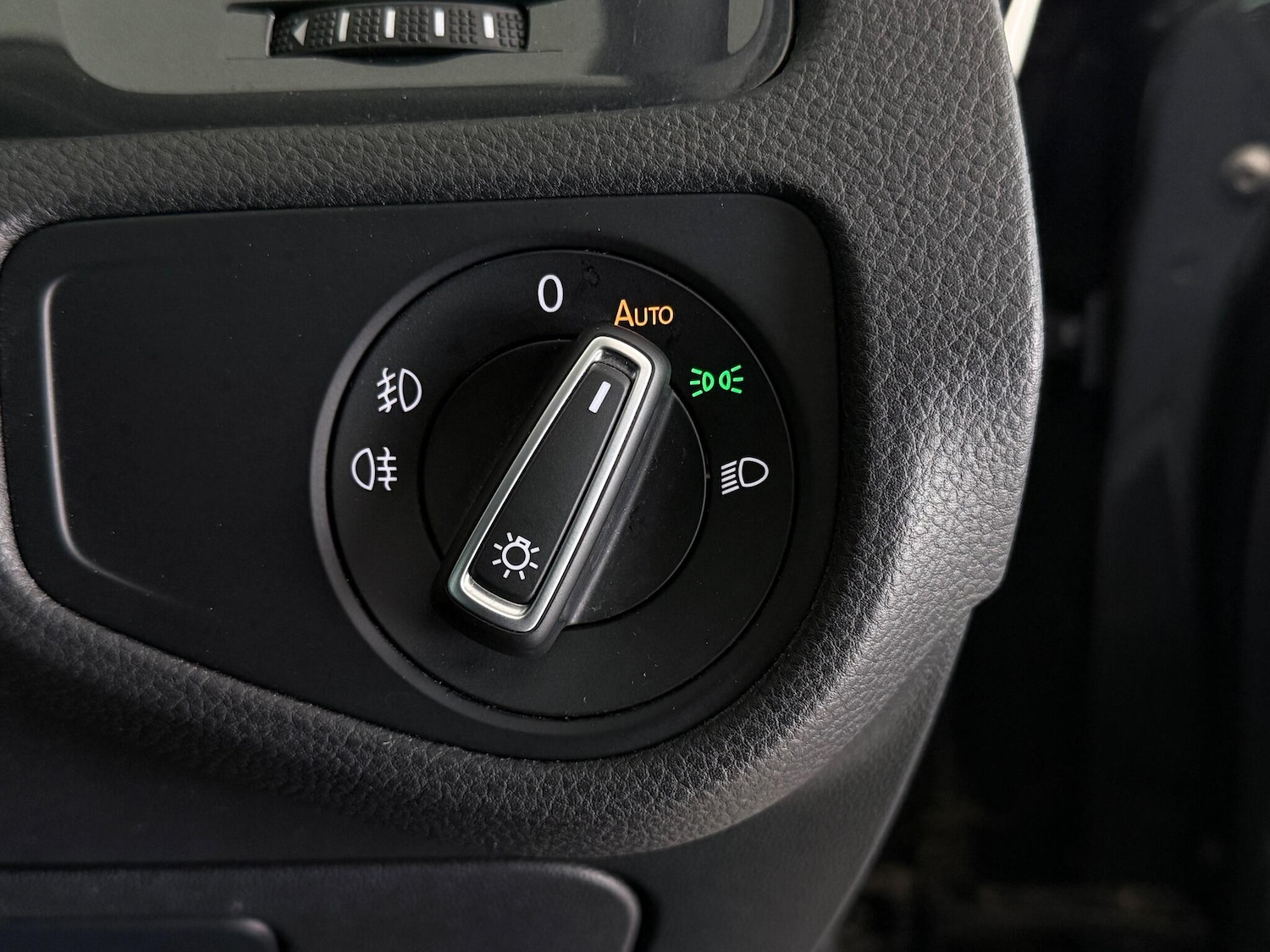 Used Volkswagen Golf 2019 for sale - 77246188: Photo 17