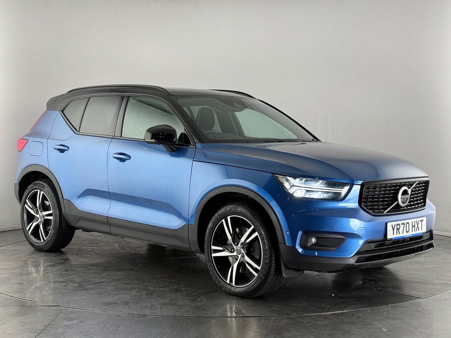Used Volvo XC40 2020 for sale - 77182829: Photo 1