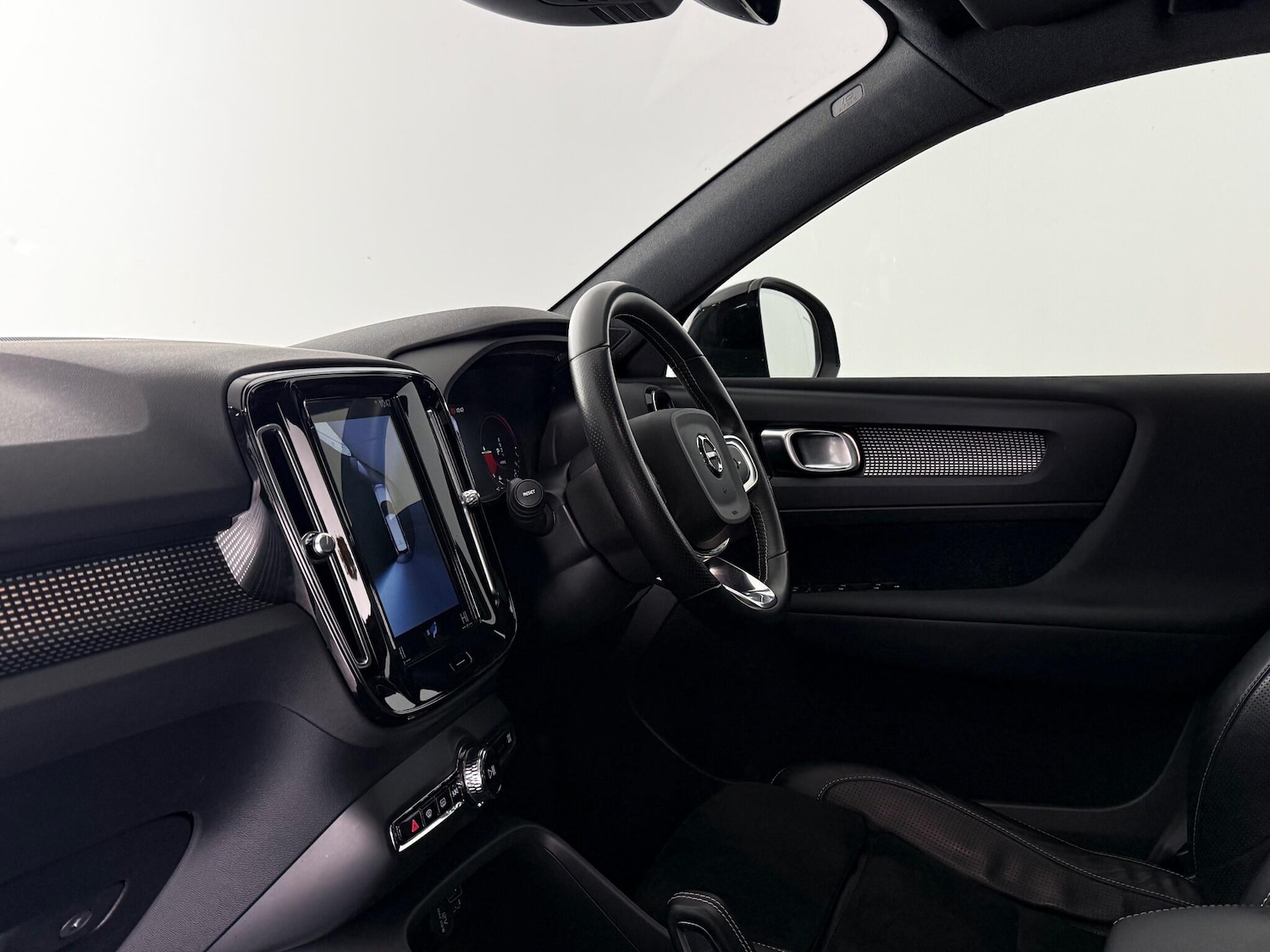 Used Volvo XC40 2020 for sale - 77182829: Photo 14