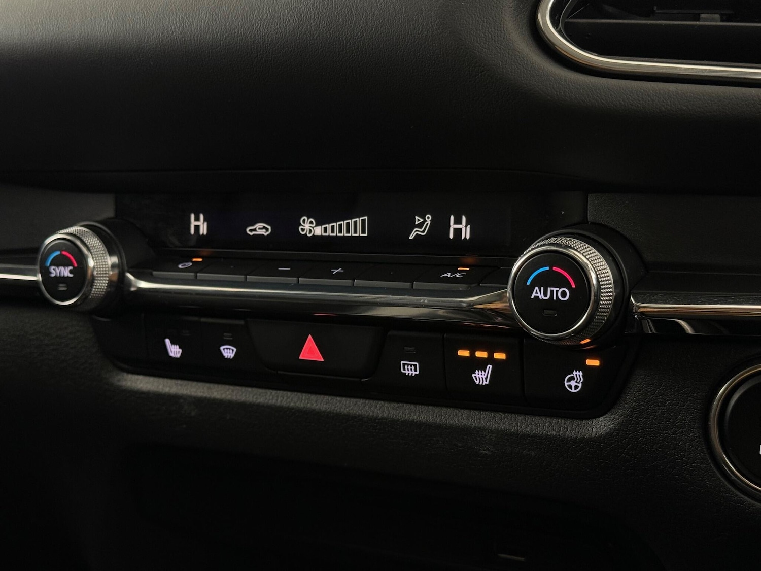 Used Mazda CX-30 2021 for sale - 77216550: Photo 32