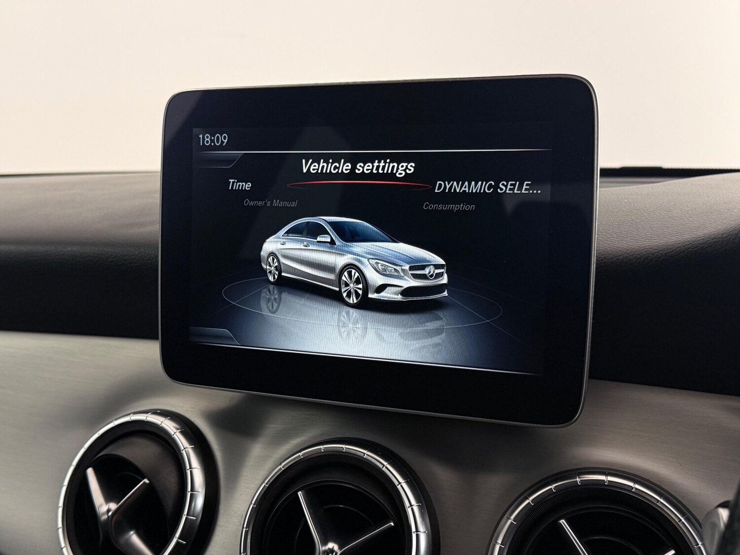 Used Mercedes-Benz CLA 2018 for sale - 76467131: Photo 34