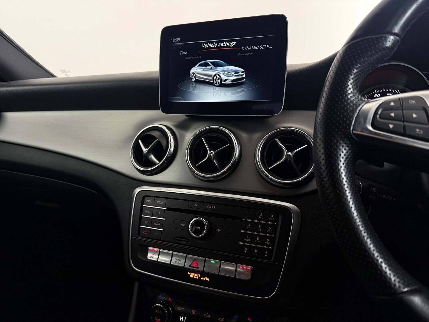 Used Mercedes-Benz CLA 2018 for sale - 76467131: Photo 40