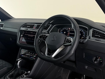 Used Volkswagen Tiguan 2023 for sale - 79117047: Photo