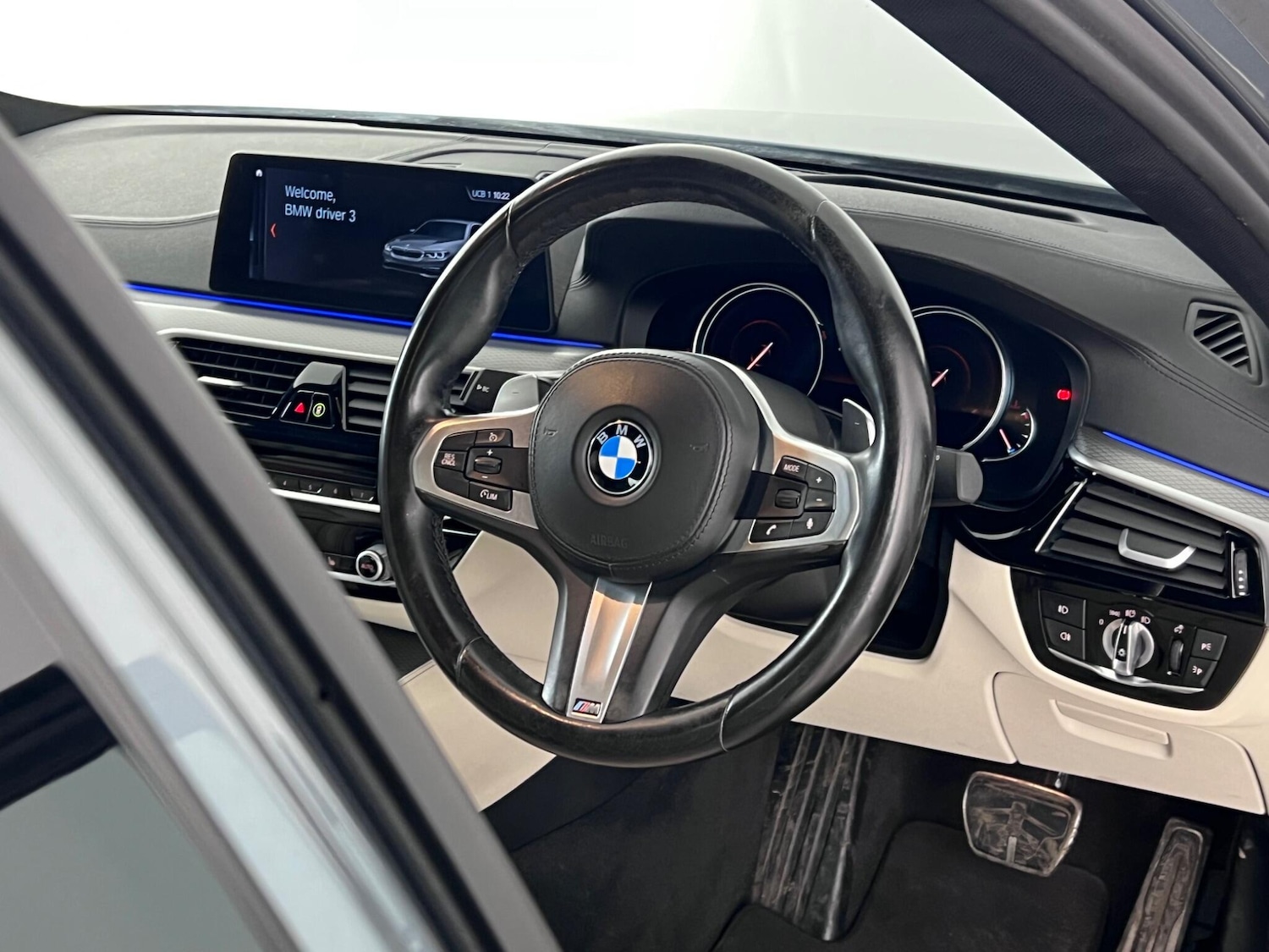 Used BMW 5 Series 2017 for sale - 78148376: Photo 17