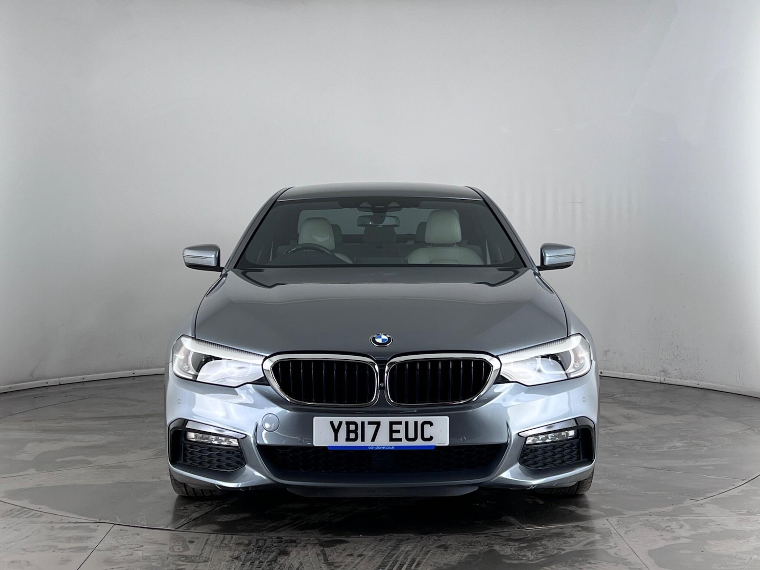 Used BMW 5 Series 2017 for sale - 78148376: Photo 2