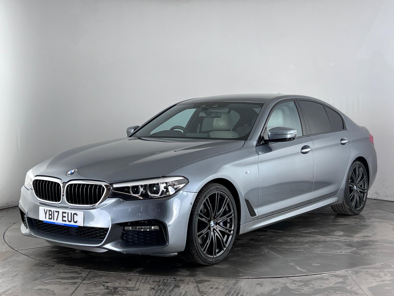 Used BMW 5 Series 2017 for sale - 78148376: Photo 3