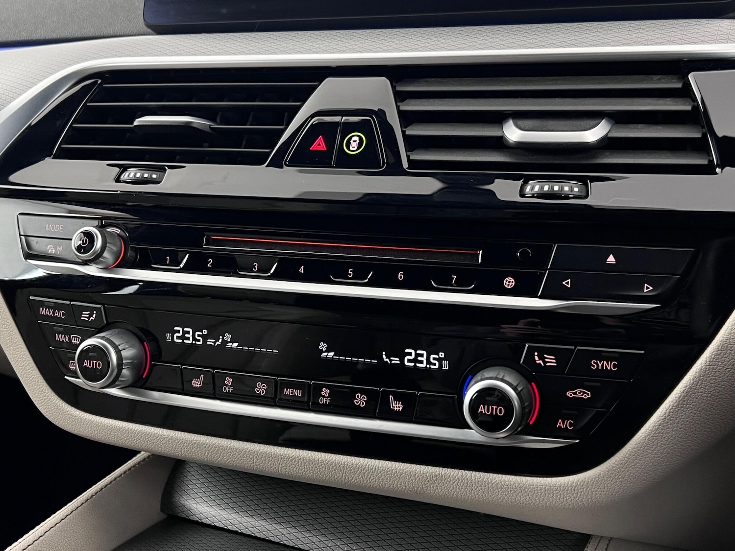 Used BMW 5 Series 2017 for sale - 78148376: Photo 37