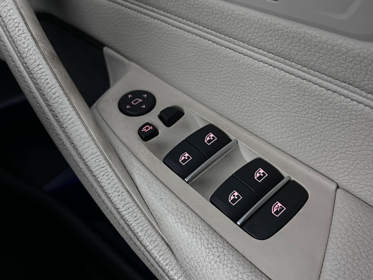 Used BMW 5 Series 2017 for sale - 78148376: Photo 40