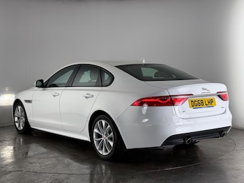 Used Jaguar XF 2018 for sale - 78237074: Photo