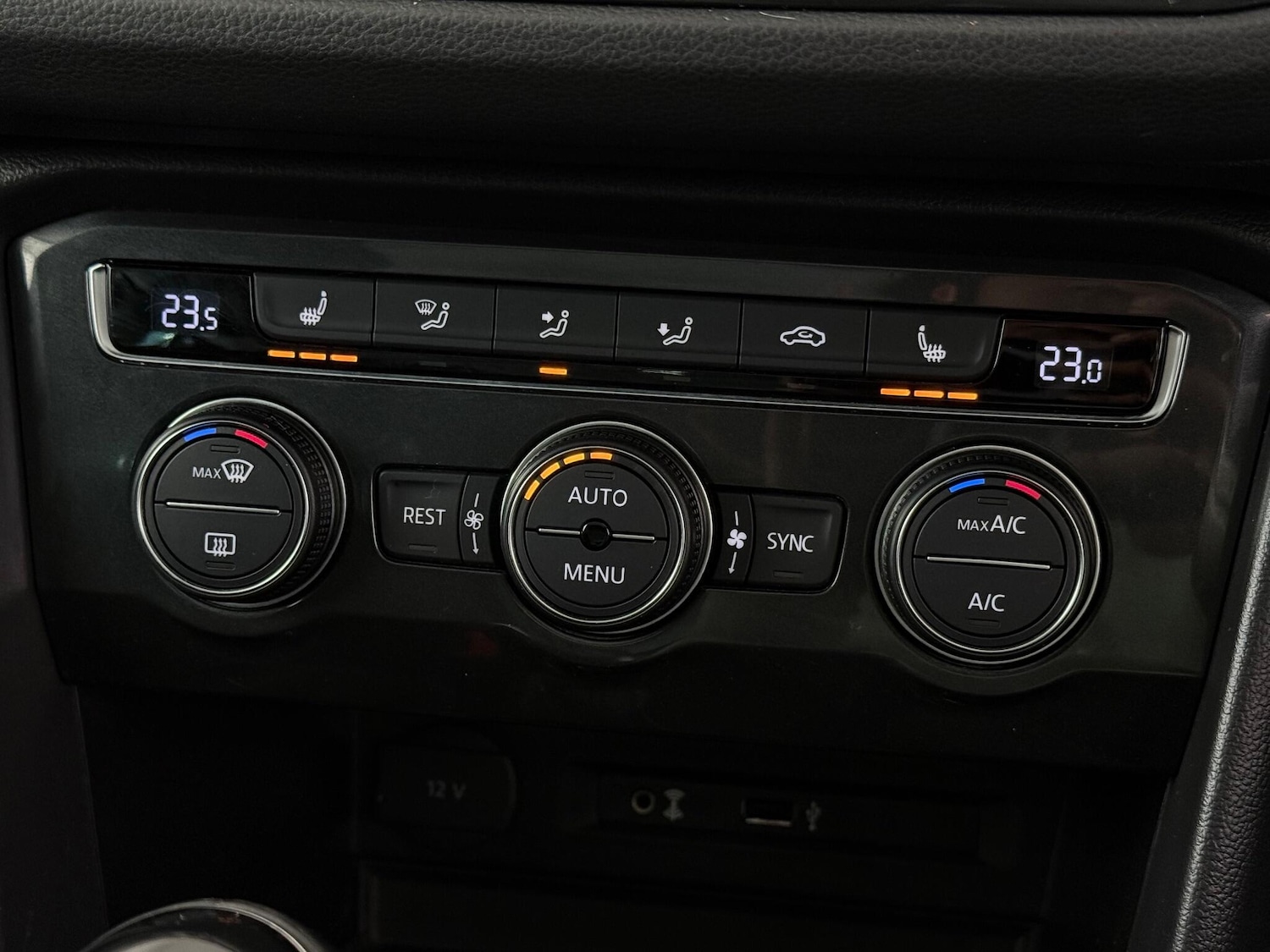 Used Volkswagen Tiguan 2016 for sale - 77243567: Photo 34