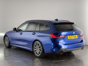 Used BMW 3 Series 2021 for sale - 76467408: Photo