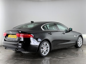 Used Jaguar XE 2017 for sale - 77259680: Photo