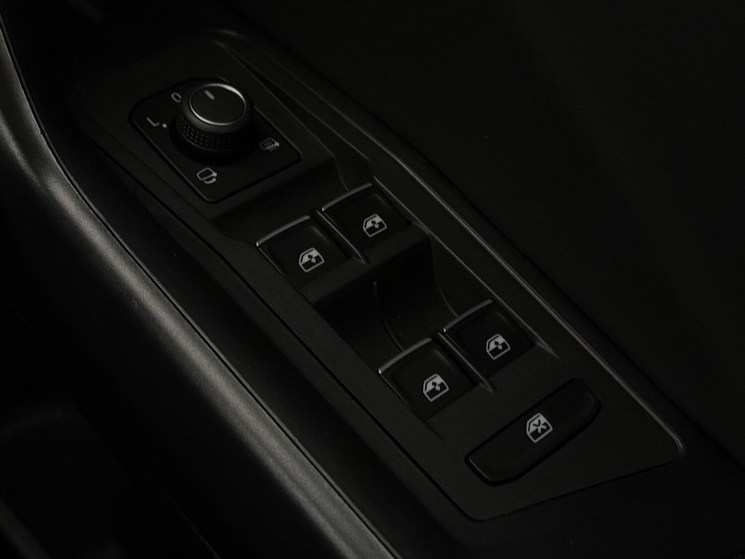 Used Volkswagen T-Roc 2021 for sale - 77511517: Photo 36