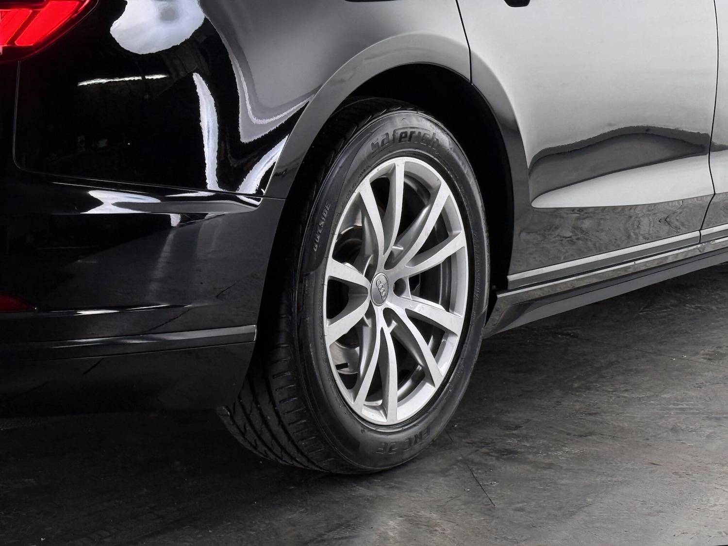 Used Audi A8 2018 for sale - 77182777: Photo 8