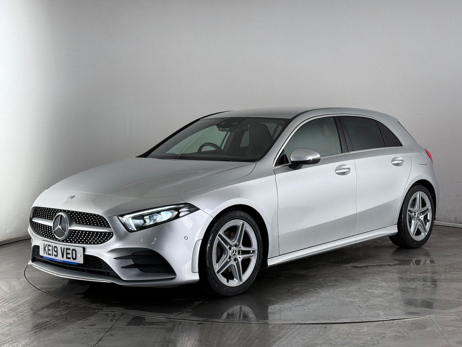 Used Mercedes-Benz A-Class 2019 for sale - 76511801: Photo 4