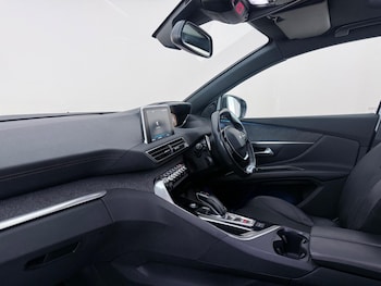 Used Peugeot 5008 2018 for sale - 79050249: Photo