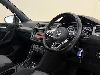 Used Volkswagen Tiguan 2018 for sale - 78823422: Photo