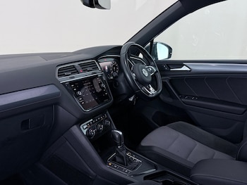 Used Volkswagen Tiguan 2018 for sale - 78823422: Photo