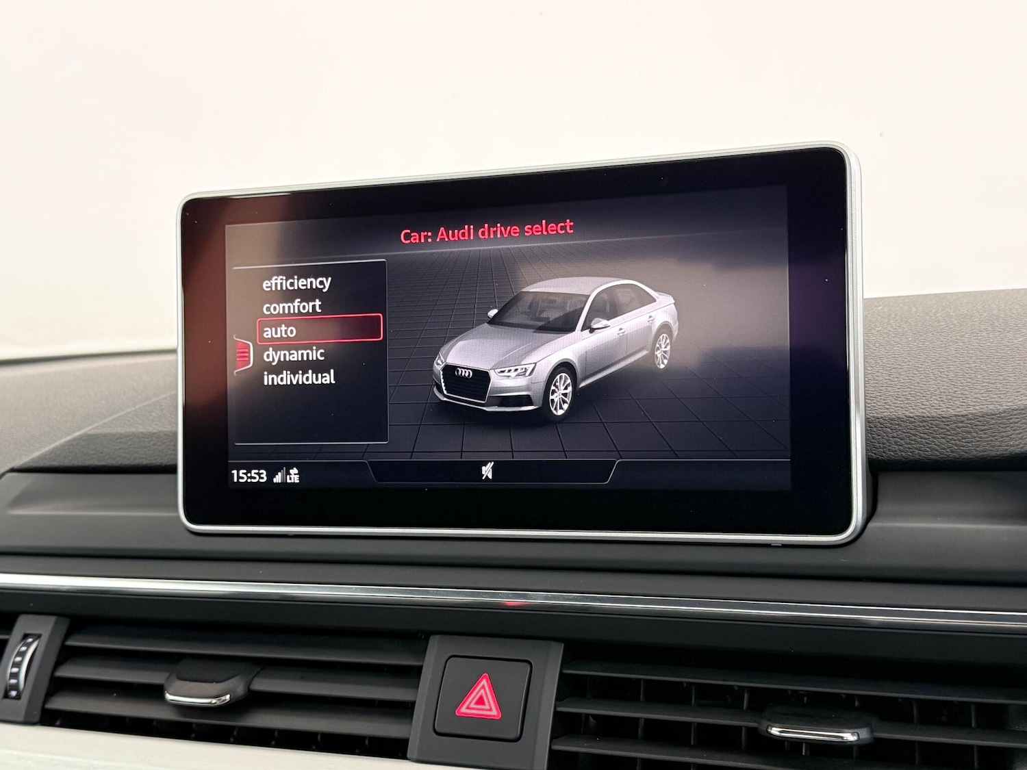 Used Audi A4 2018 for sale - 77221822: Photo 28