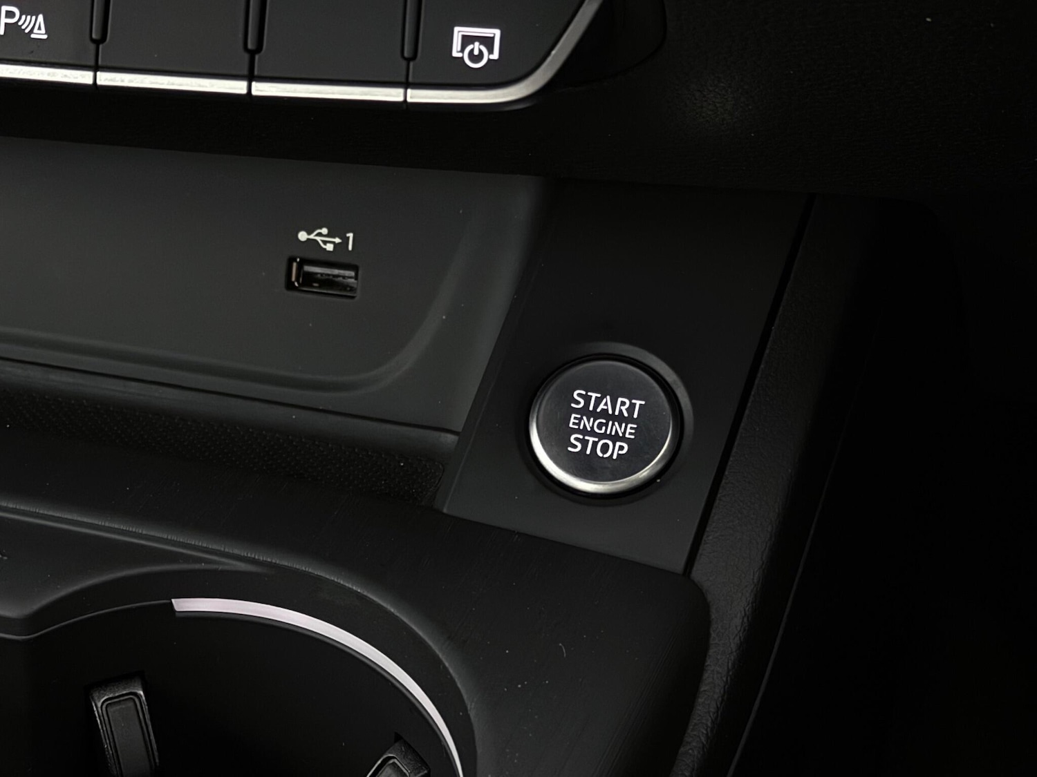 Used Audi A4 2018 for sale - 77221822: Photo 36