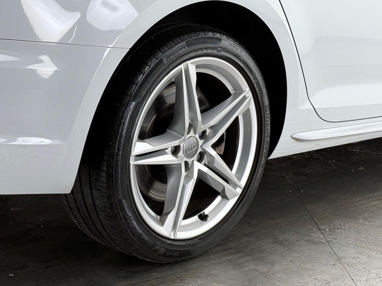 Used Audi A4 2018 for sale - 77221822: Photo 8