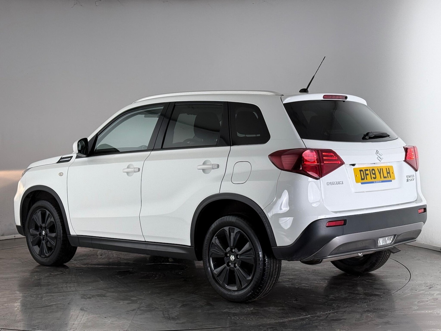 Used Suzuki Vitara 2019 for sale - 77067105: Photo 5