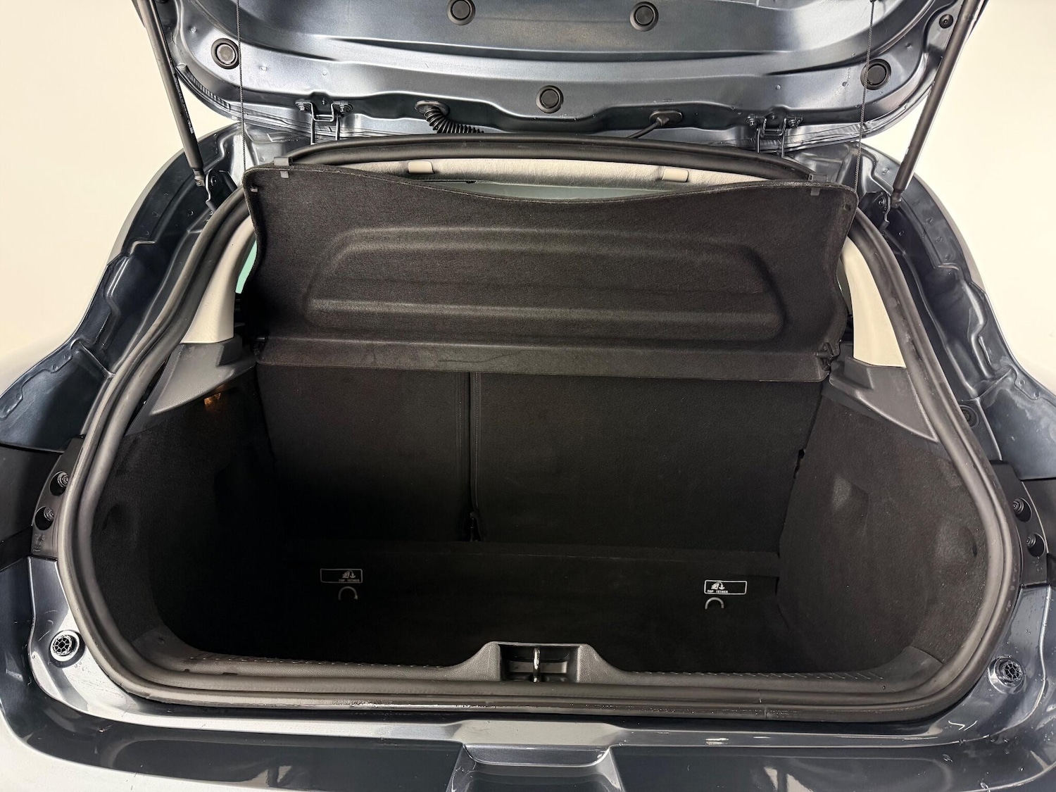 Used Renault Clio 2018 for sale - 76466958: Photo 12