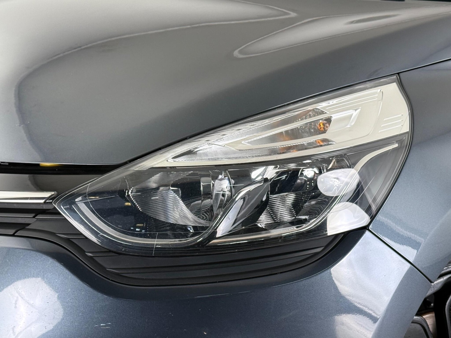 Used Renault Clio 2018 for sale - 76466958: Photo 9