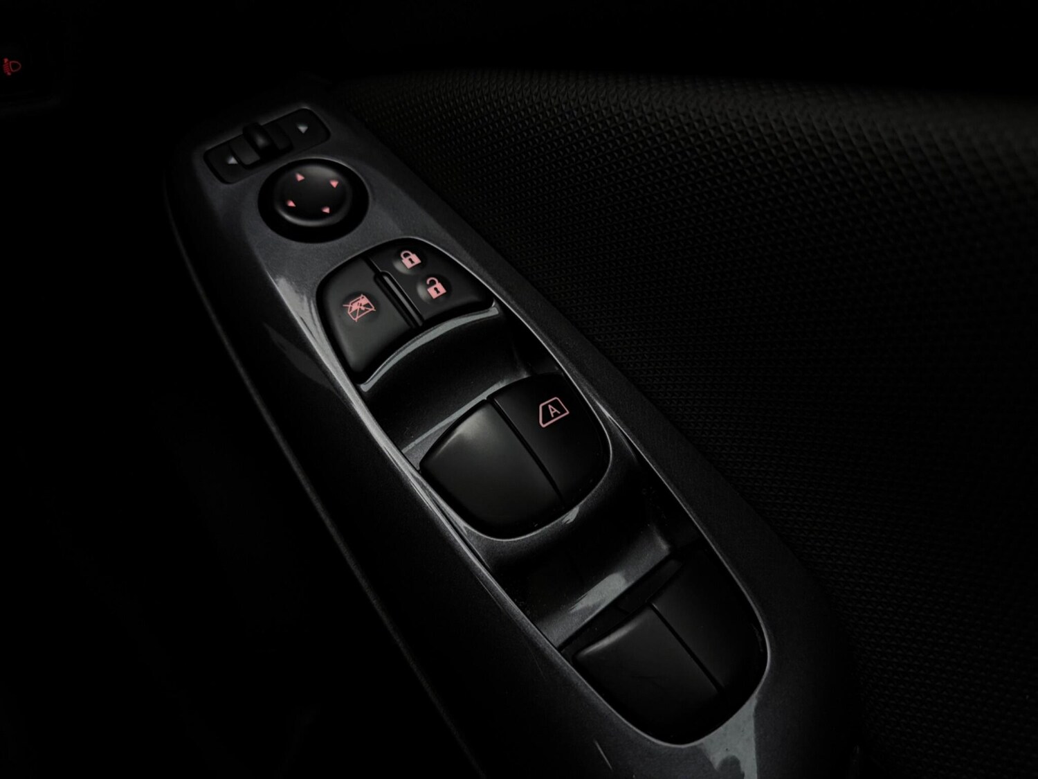 Used Nissan Juke 2023 for sale - 78157939: Photo 21