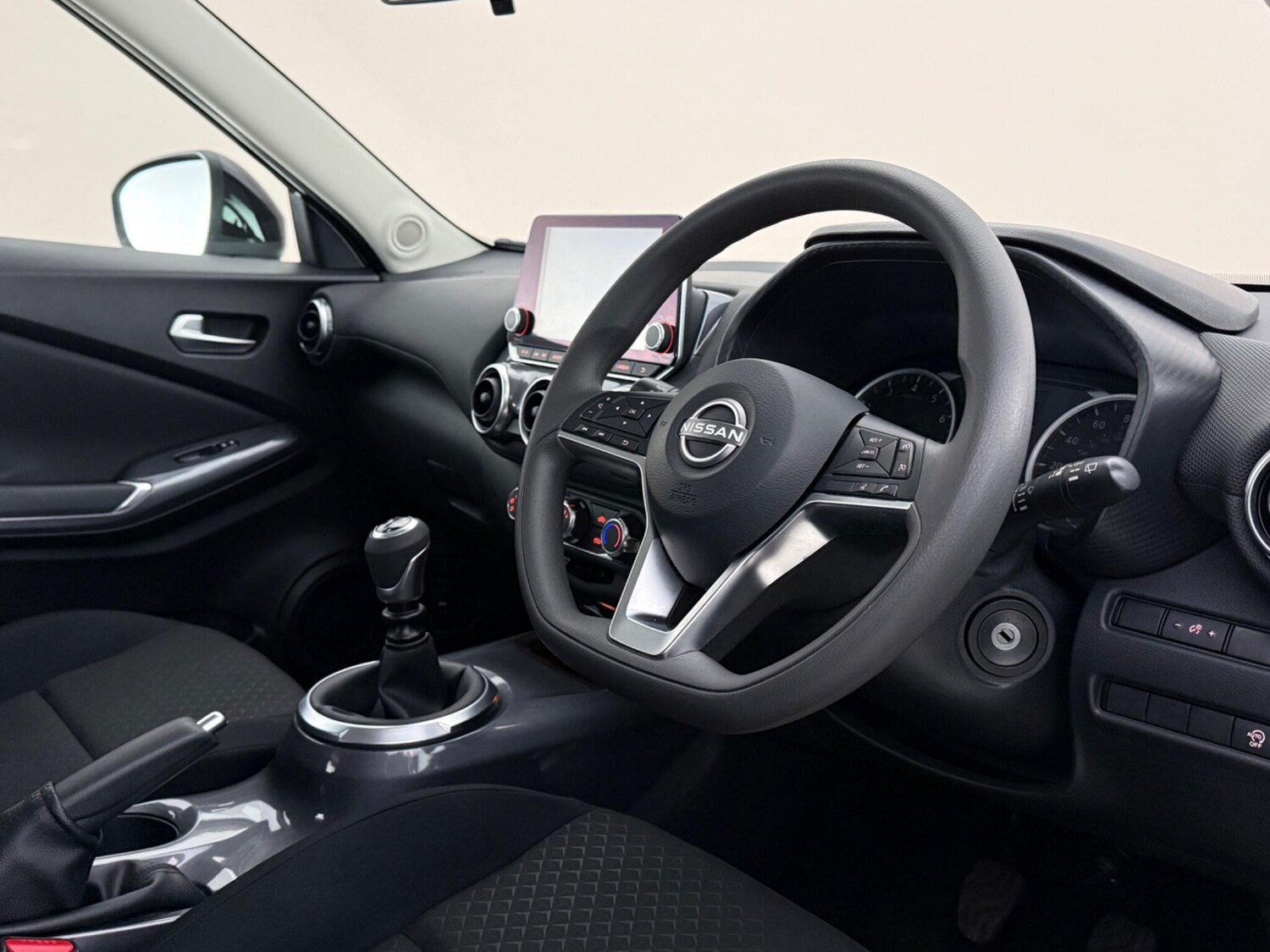 Used Nissan Juke 2023 for sale - 78157939: Photo 9